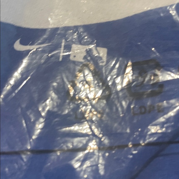 New Nike Blue Los Angeles Dodgers “Los Dodgers” T-Shirt! - Picture 3 of 3